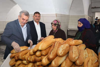 Aşevine halk ekmek desteği